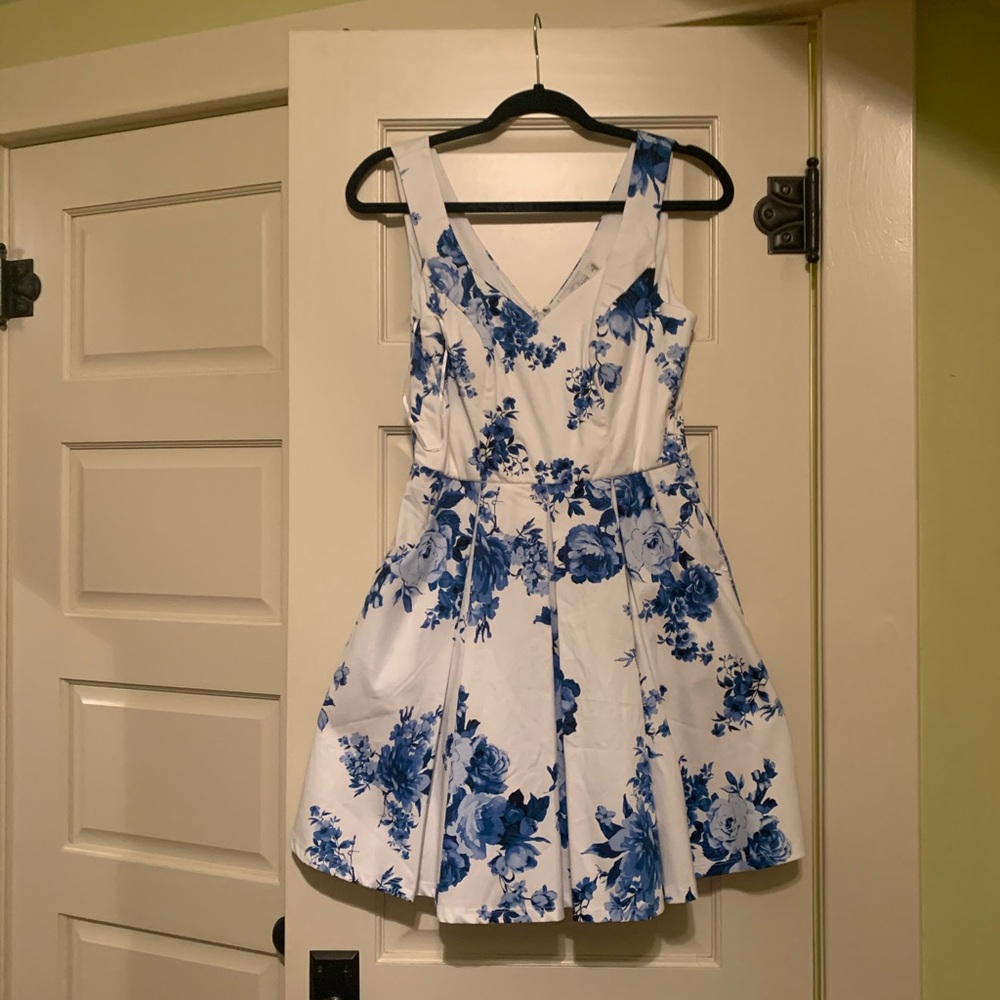 Floral blue and white dress
